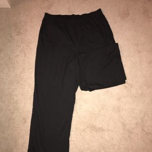 EUC Black SB scrubs pants size Medium